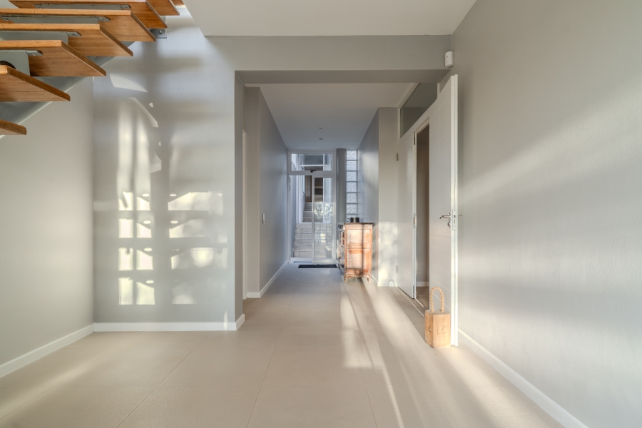 7 Bedroom Property for Sale in Camps Bay Western Cape